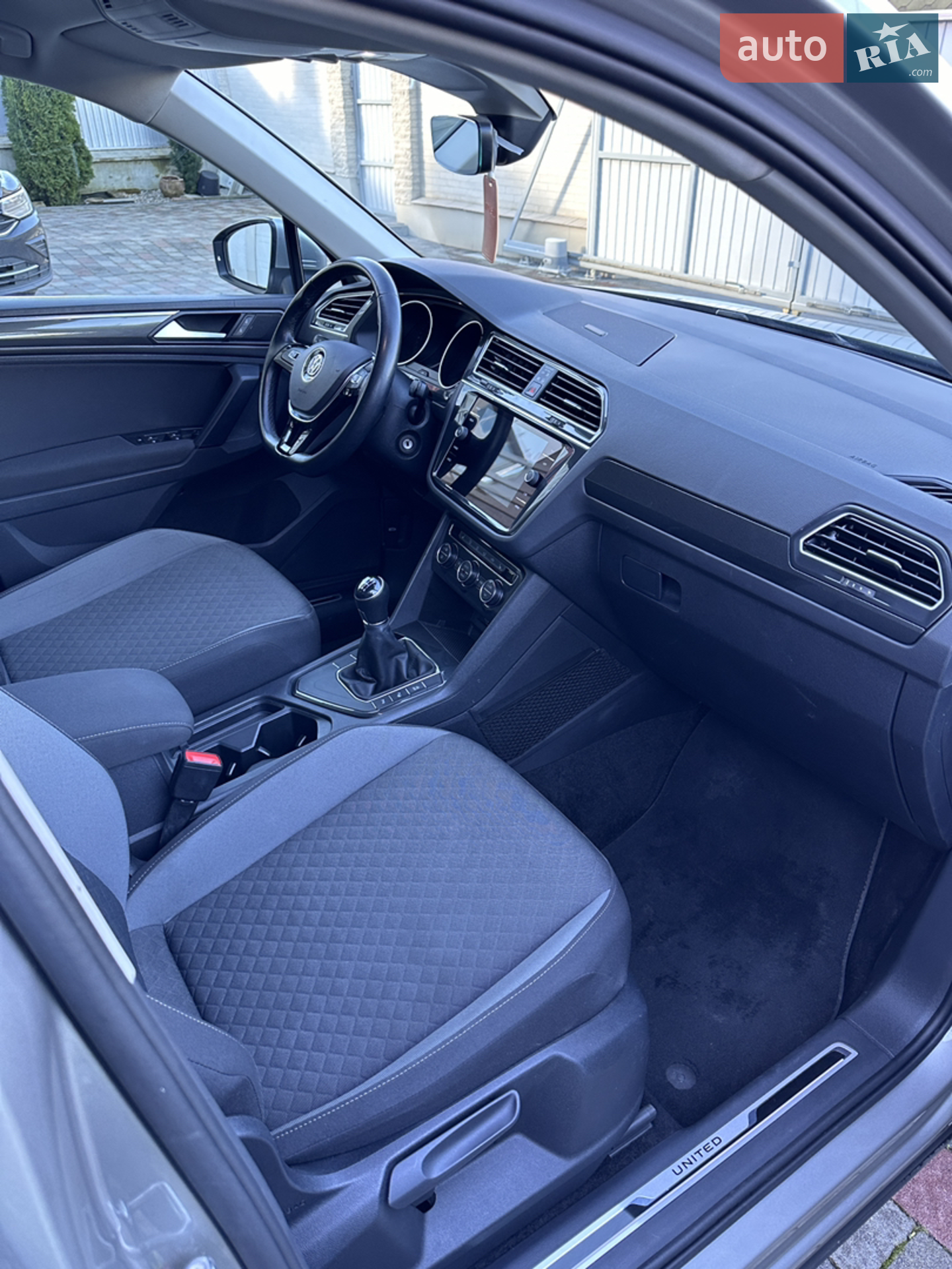 2020 Volkswagen Tiguan - мініатюра 18