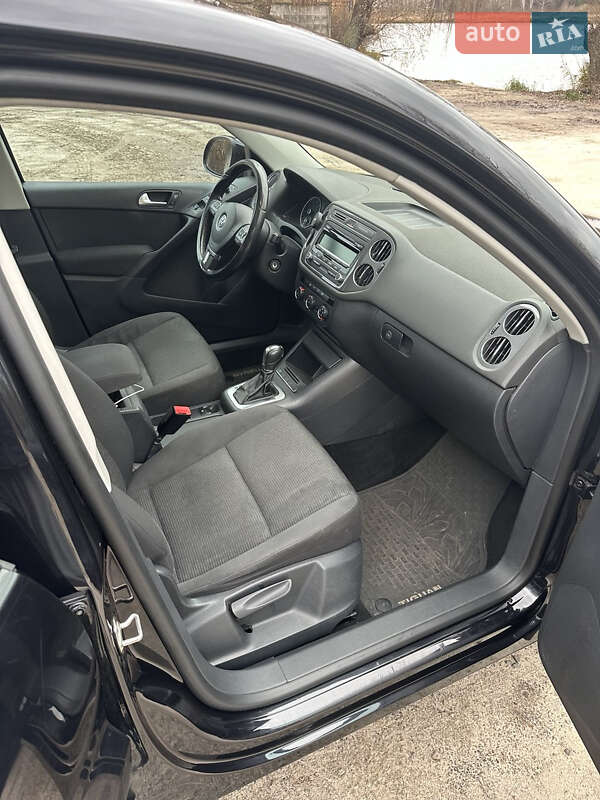 Внедорожник / Кроссовер Volkswagen Tiguan 2012 в Киеве