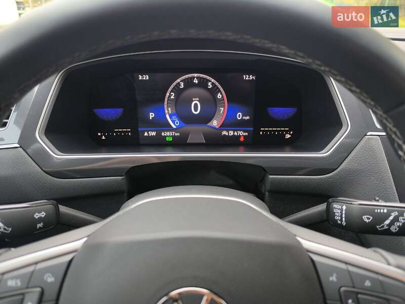 Внедорожник / Кроссовер Volkswagen Tiguan 2021 в Киеве