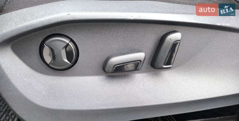 Внедорожник / Кроссовер Volkswagen Tiguan 2021 в Киеве