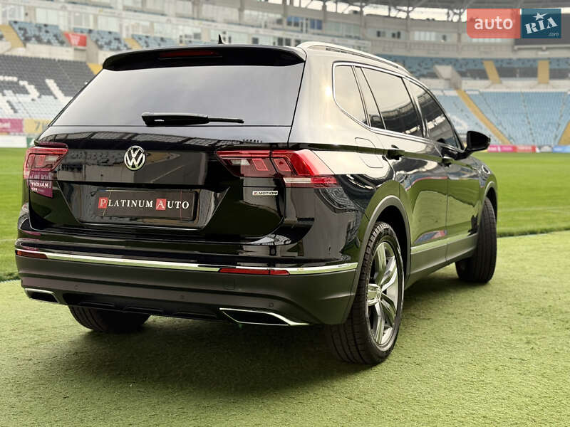 Внедорожник / Кроссовер Volkswagen Tiguan 2019 в Одессе