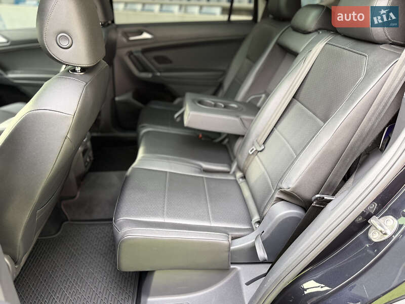 Внедорожник / Кроссовер Volkswagen Tiguan 2019 в Одессе