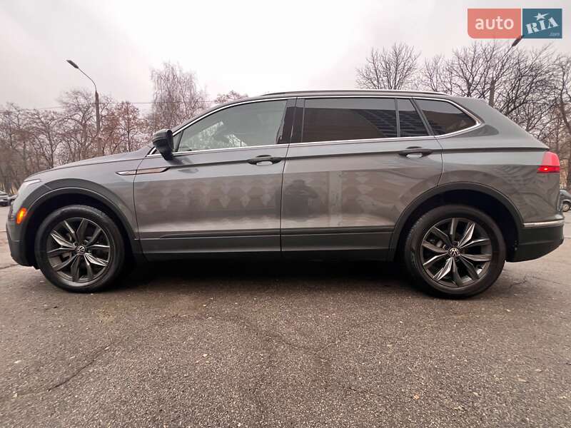 Внедорожник / Кроссовер Volkswagen Tiguan 2023 в Киеве