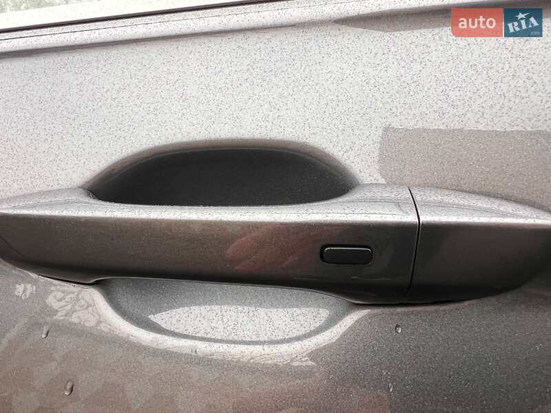 Внедорожник / Кроссовер Volkswagen Tiguan 2023 в Киеве