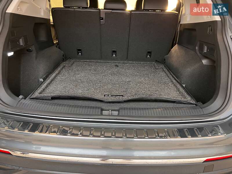 Внедорожник / Кроссовер Volkswagen Tiguan 2023 в Киеве