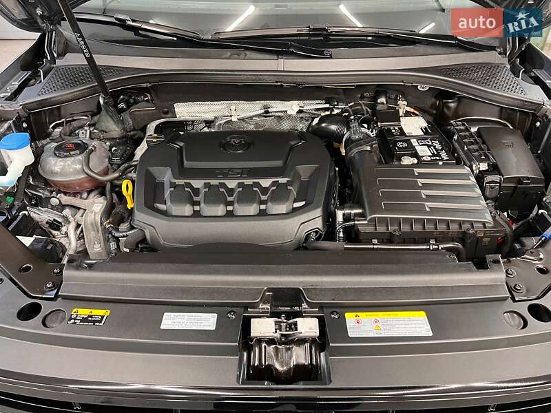 Внедорожник / Кроссовер Volkswagen Tiguan 2023 в Киеве