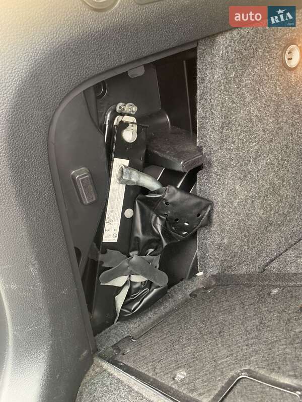 Внедорожник / Кроссовер Volkswagen Tiguan 2008 в Каменец-Подольском