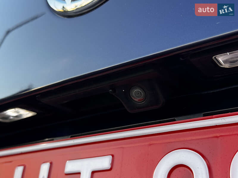 Внедорожник / Кроссовер Volkswagen Tiguan 2017 в Радивилове