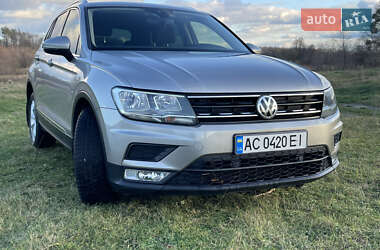 Внедорожник / Кроссовер Volkswagen Tiguan 2016 в Луцке