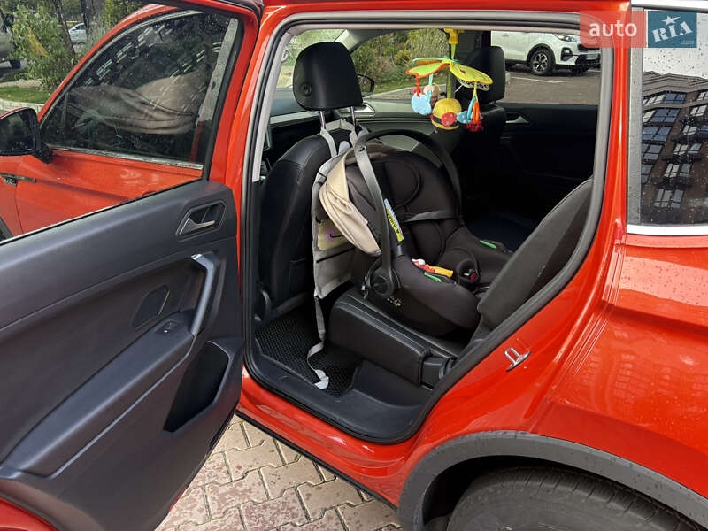 Внедорожник / Кроссовер Volkswagen Tiguan 2018 в Киеве