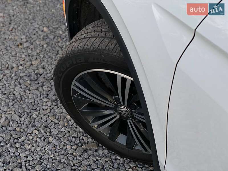 Позашляховик / Кросовер Volkswagen Tiguan 2017 в Львові фото 6 Позашляховик / Кросовер Volkswagen Tiguan 2017 в Львові