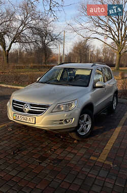 Позашляховик / Кросовер Volkswagen Tiguan 2011 в Кропивницькому