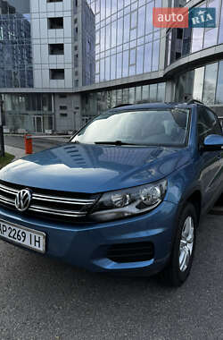 Внедорожник / Кроссовер Volkswagen Tiguan 2016 в Запорожье