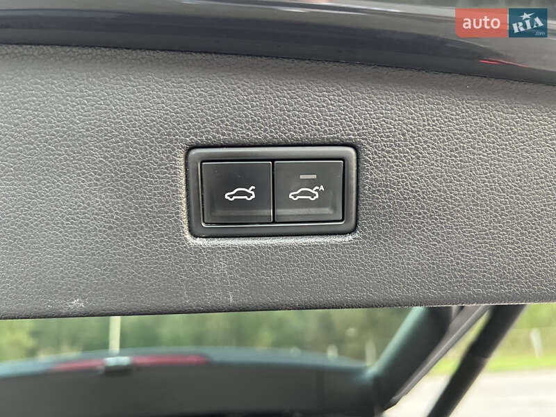 Внедорожник / Кроссовер Volkswagen Tiguan 2018 в Киеве фото 32 Внедорожник / Кроссовер Volkswagen Tiguan 2018 в Киеве