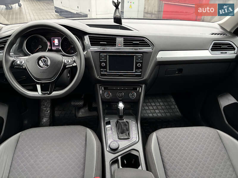 Внедорожник / Кроссовер Volkswagen Tiguan 2019 в Киеве