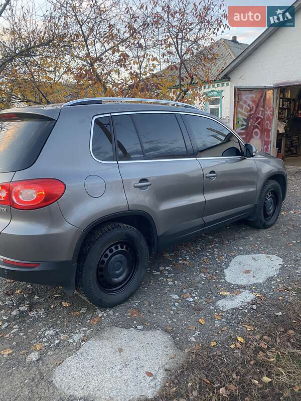 Внедорожник / Кроссовер Volkswagen Tiguan 2008 в Балаклее