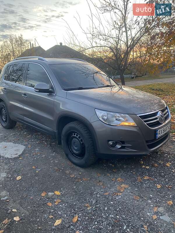 Внедорожник / Кроссовер Volkswagen Tiguan 2008 в Балаклее