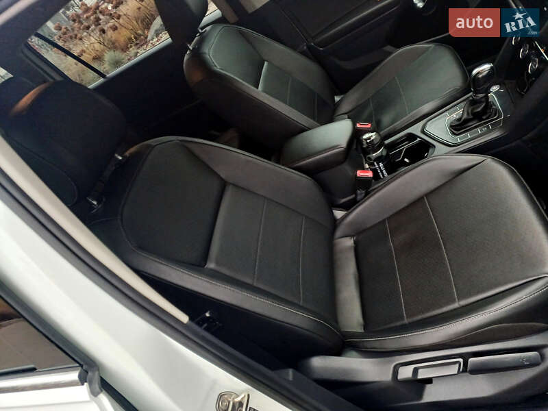 Внедорожник / Кроссовер Volkswagen Tiguan 2018 в Горишних Плавнях