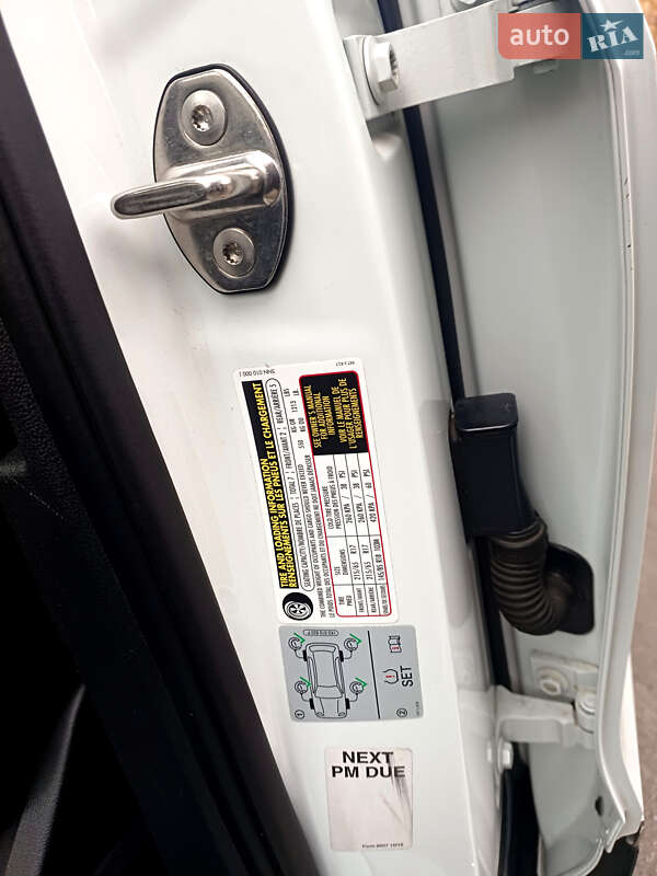 Внедорожник / Кроссовер Volkswagen Tiguan 2018 в Горишних Плавнях