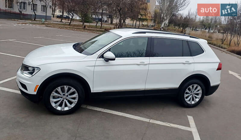 Внедорожник / Кроссовер Volkswagen Tiguan 2018 в Горишних Плавнях