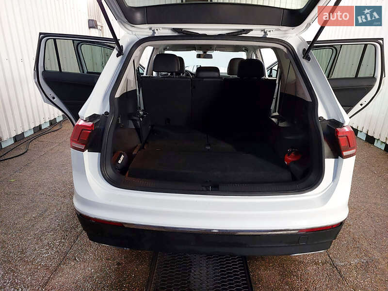 Внедорожник / Кроссовер Volkswagen Tiguan 2018 в Горишних Плавнях