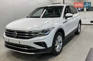 Позашляховик / Кросовер Volkswagen Tiguan 2021 в Бережанах