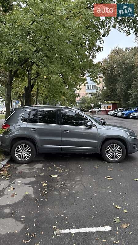 Внедорожник / Кроссовер Volkswagen Tiguan 2015 в Киеве