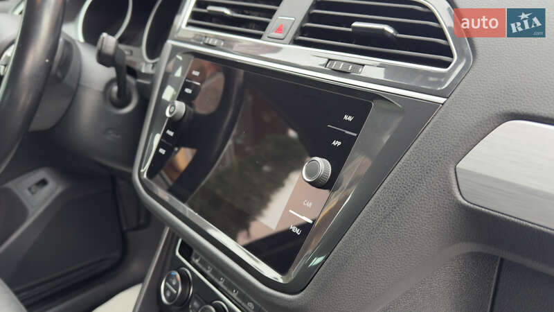 Внедорожник / Кроссовер Volkswagen Tiguan 2018 в Сваляве фото 40 Внедорожник / Кроссовер Volkswagen Tiguan 2018 в Сваляве