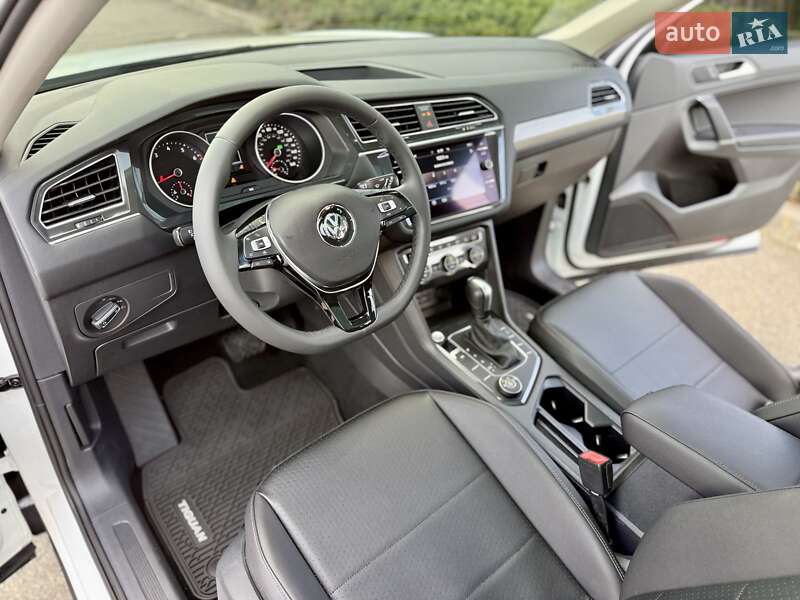 Внедорожник / Кроссовер Volkswagen Tiguan 2021 в Днепре