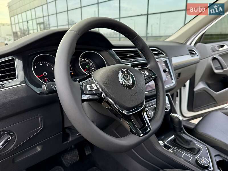 Внедорожник / Кроссовер Volkswagen Tiguan 2021 в Днепре