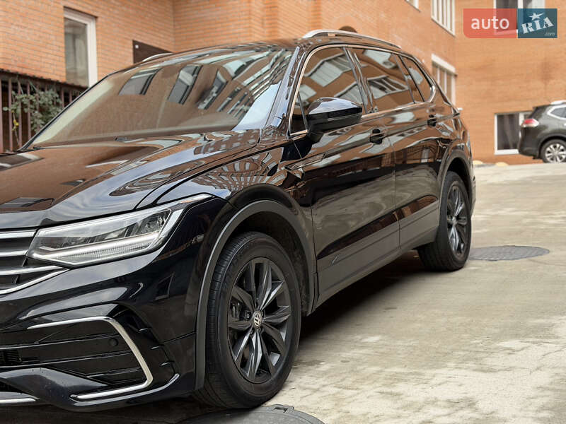 Внедорожник / Кроссовер Volkswagen Tiguan 2021 в Белой Церкви