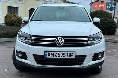 Внедорожник / Кроссовер Volkswagen Tiguan 2015 в Бердичеве