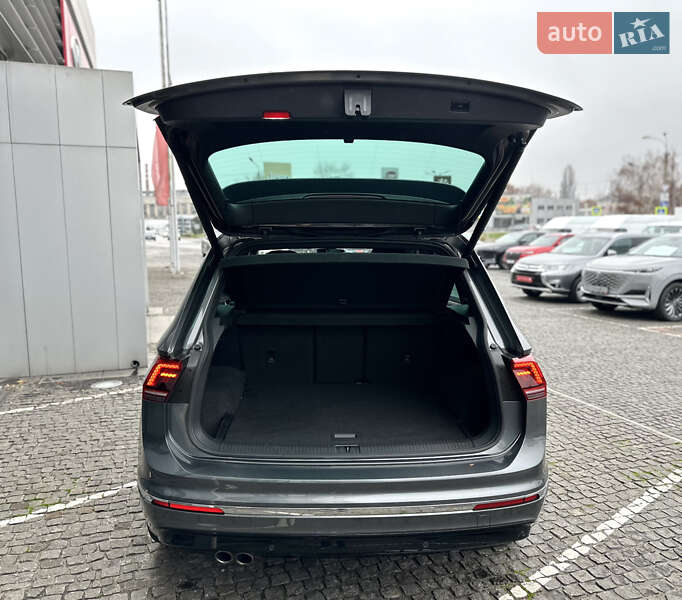 Внедорожник / Кроссовер Volkswagen Tiguan 2020 в Днепре
