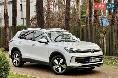 Позашляховик / Кросовер Volkswagen Tiguan 2024 в Києві