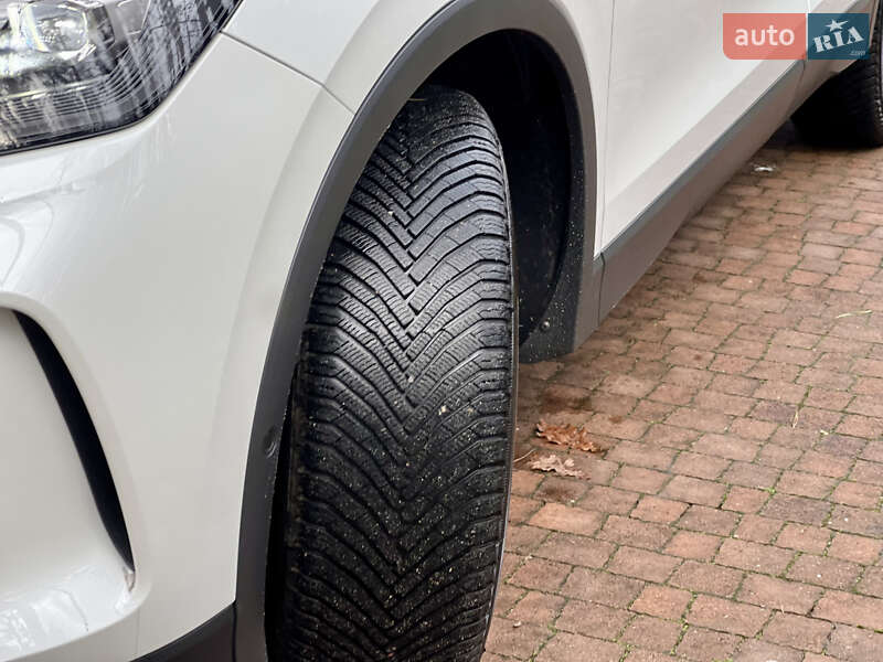 Внедорожник / Кроссовер Volkswagen Tiguan 2024 в Киеве