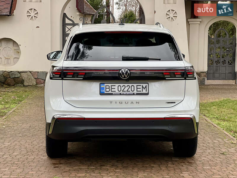 Внедорожник / Кроссовер Volkswagen Tiguan 2024 в Киеве