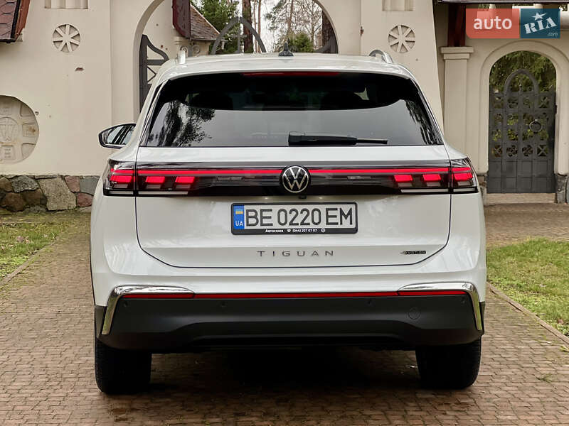 Внедорожник / Кроссовер Volkswagen Tiguan 2024 в Киеве