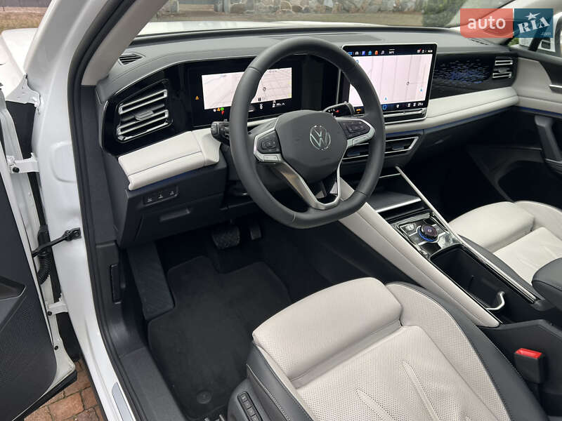 Внедорожник / Кроссовер Volkswagen Tiguan 2024 в Киеве