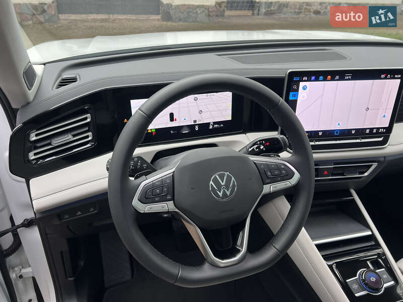 Внедорожник / Кроссовер Volkswagen Tiguan 2024 в Киеве