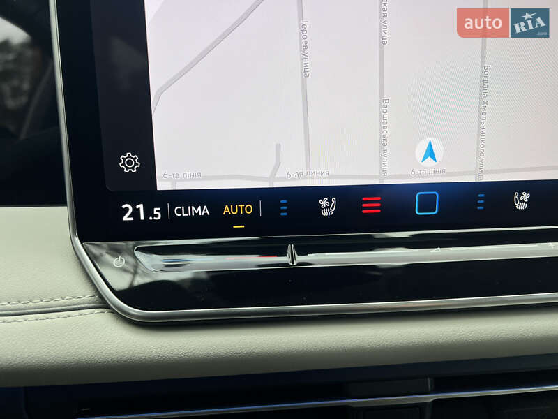 Внедорожник / Кроссовер Volkswagen Tiguan 2024 в Киеве