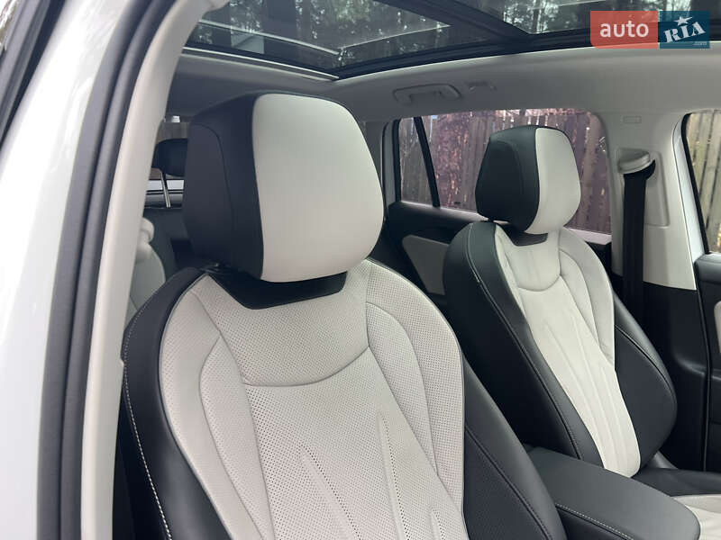 Внедорожник / Кроссовер Volkswagen Tiguan 2024 в Киеве