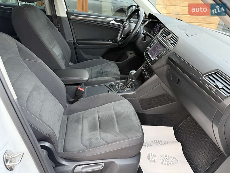 Внедорожник / Кроссовер Volkswagen Tiguan 2016 в Житомире