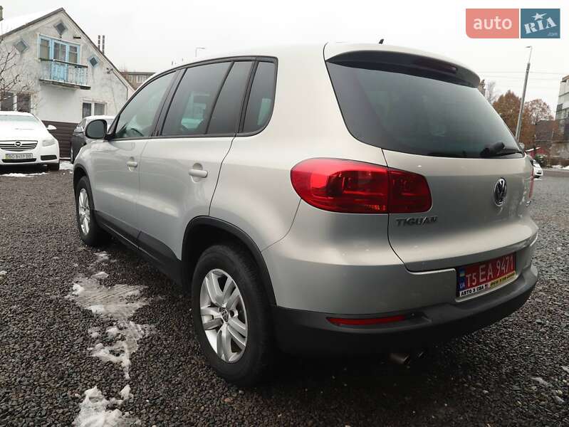 Внедорожник / Кроссовер Volkswagen Tiguan 2012 в Кременце