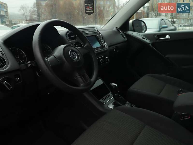 Внедорожник / Кроссовер Volkswagen Tiguan 2012 в Кременце