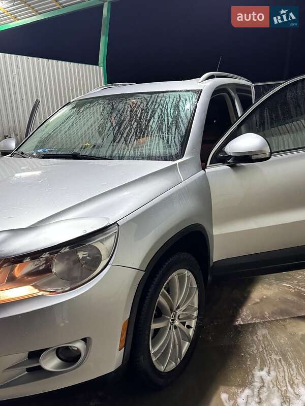 Внедорожник / Кроссовер Volkswagen Tiguan 2011 в Черновцах фото 8 Внедорожник / Кроссовер Volkswagen Tiguan 2011 в Черновцах