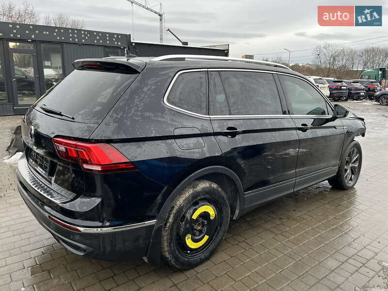 Внедорожник / Кроссовер Volkswagen Tiguan 2022 в Львове фото 3 Внедорожник / Кроссовер Volkswagen Tiguan 2022 в Львове