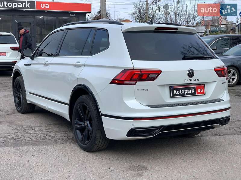 Внедорожник / Кроссовер Volkswagen Tiguan 2023 в Виннице