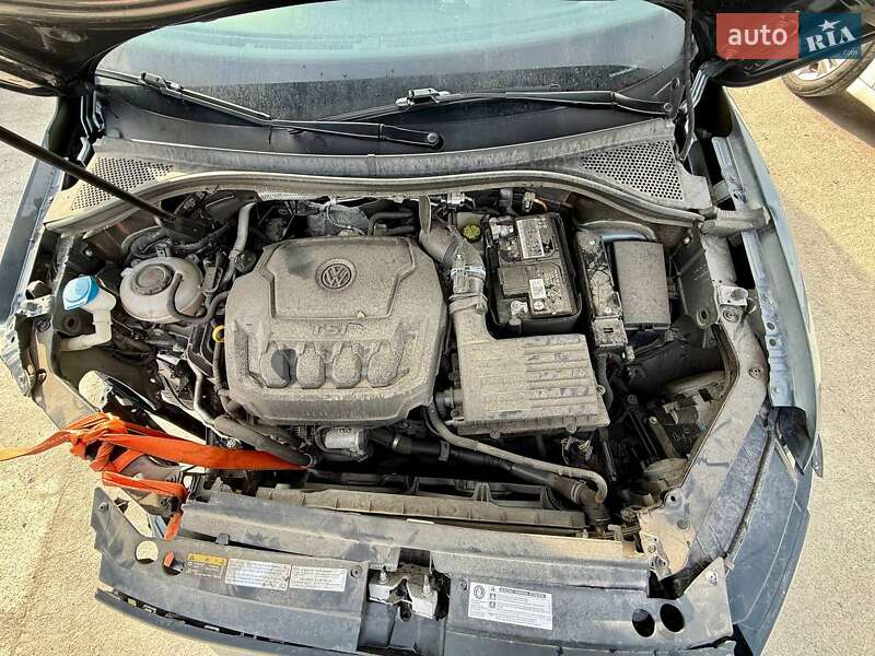 Внедорожник / Кроссовер Volkswagen Tiguan 2019 в Киеве
