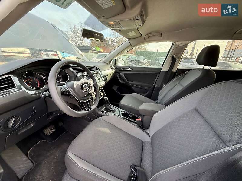 Внедорожник / Кроссовер Volkswagen Tiguan 2019 в Киеве