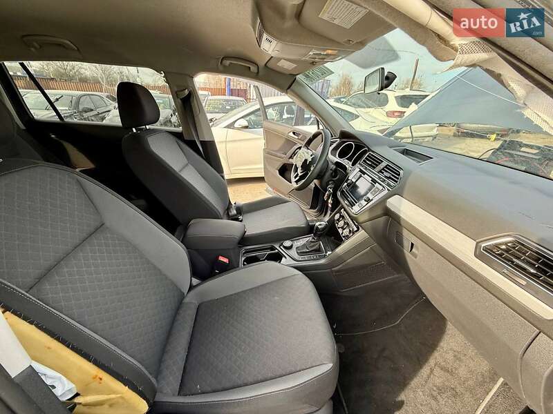 Внедорожник / Кроссовер Volkswagen Tiguan 2019 в Киеве